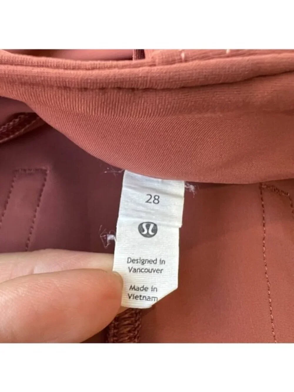 Lululemon City Sleek 5 pockets skinny pants, Dark terracotta, Size 28 H50